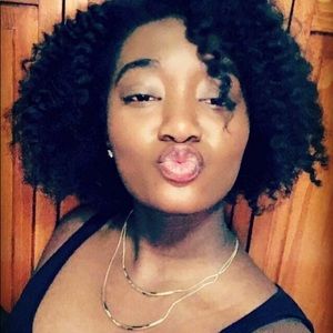 Meet your Posher, Karema